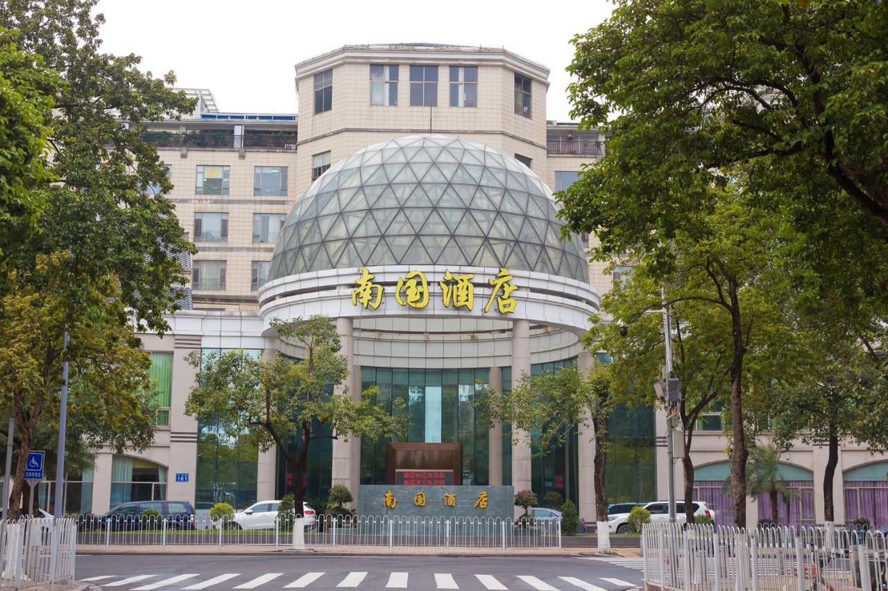 Guangzhou Nan Guo Hotel Exterior photo