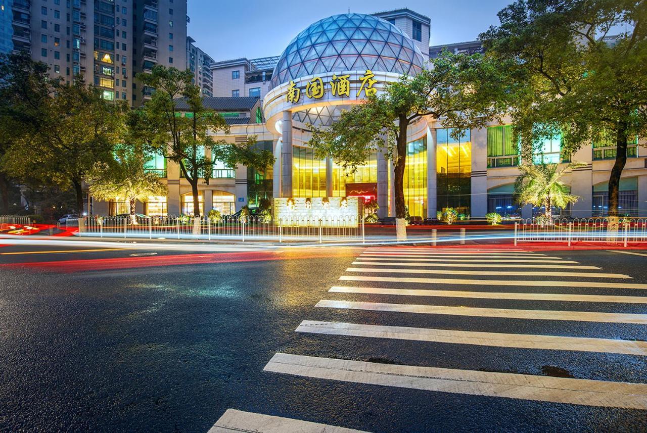 Guangzhou Nan Guo Hotel Exterior photo