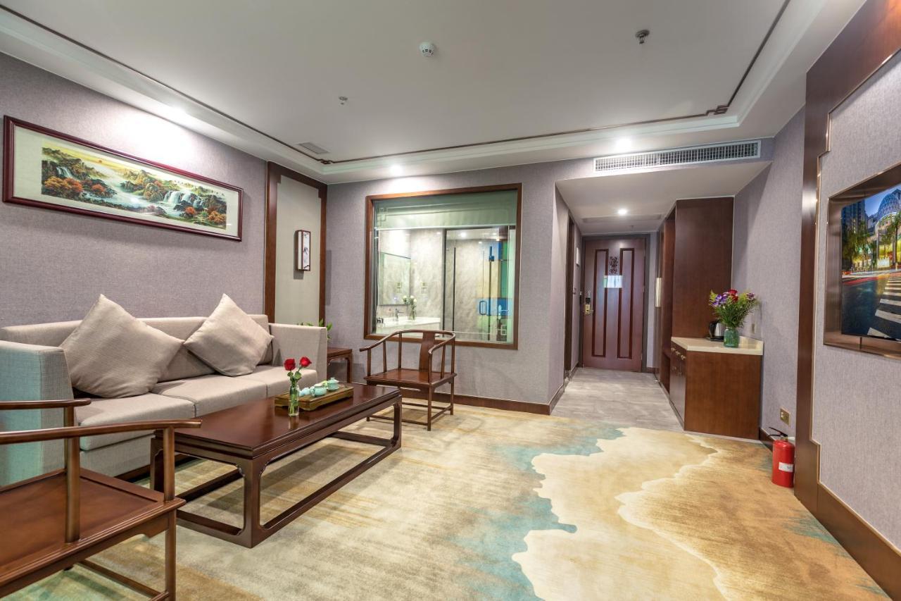 Guangzhou Nan Guo Hotel Exterior photo