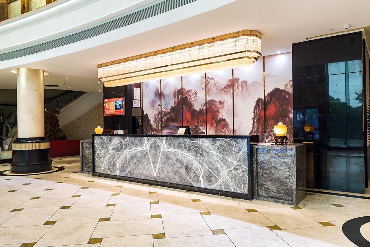Guangzhou Nan Guo Hotel Exterior photo