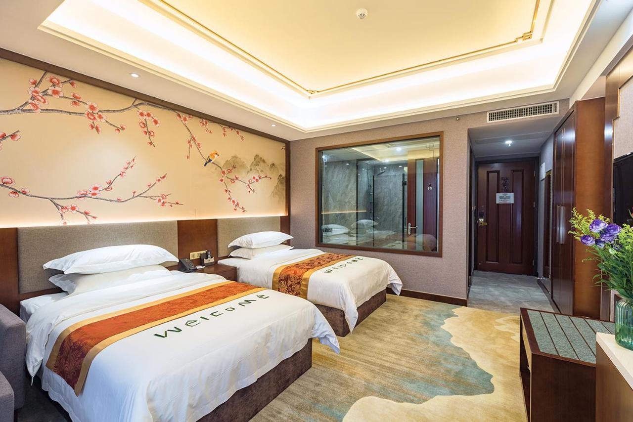 Guangzhou Nan Guo Hotel Exterior photo
